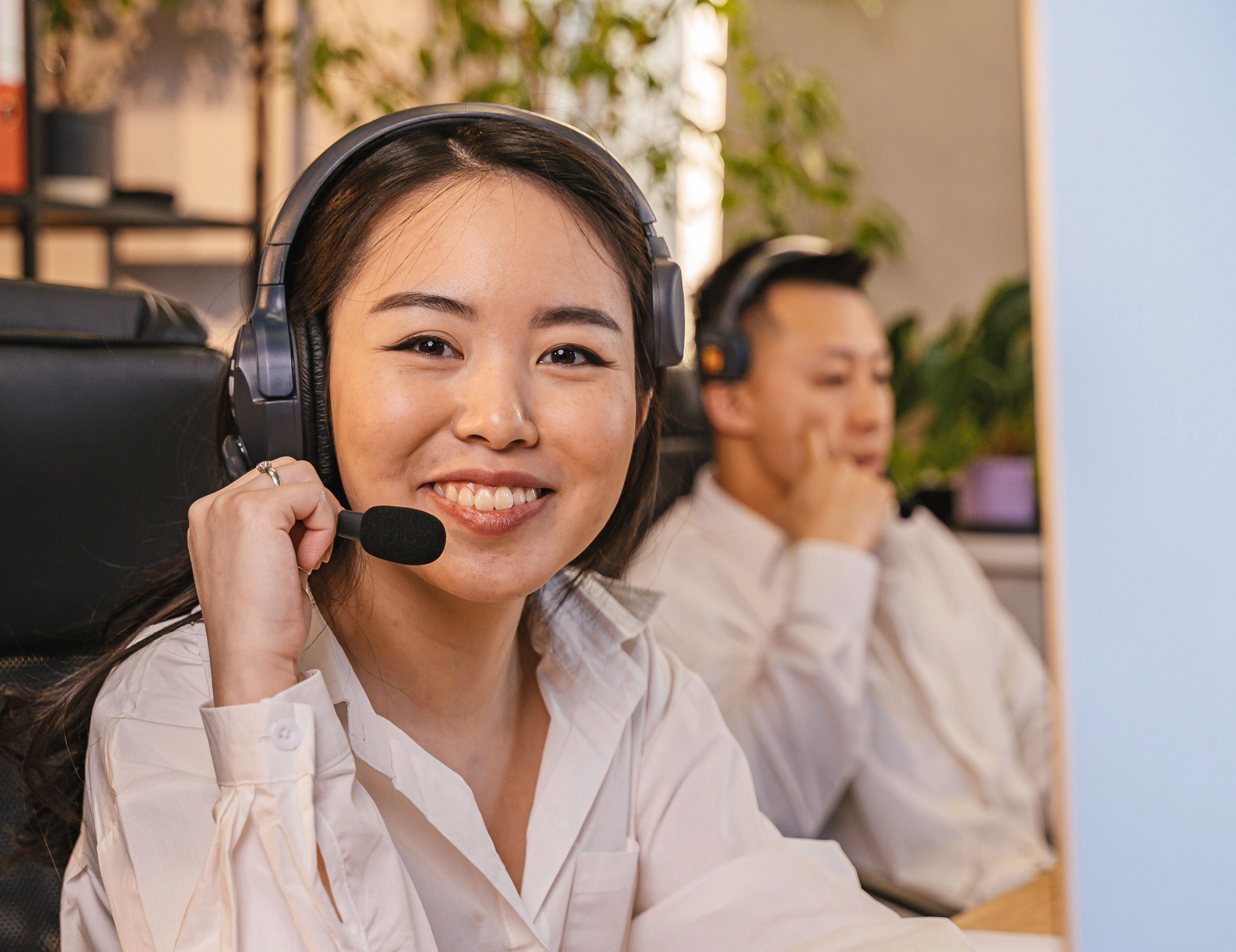 Why FinTech Customer Support Requires Industry-Specific Virtual Assistants